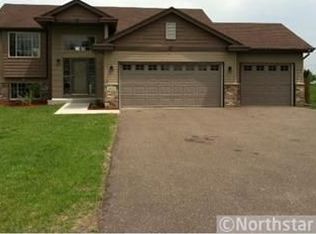 2822 85th Ct NE, Blaine, MN 55449
