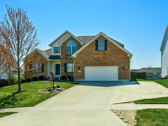 3rd image of 2165 Princess Dr