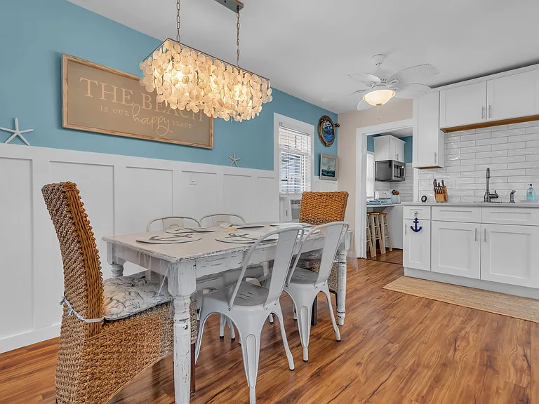 227 Bay Ter — Photo 11