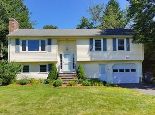 14 Thayer St, Northborough, MA 01532