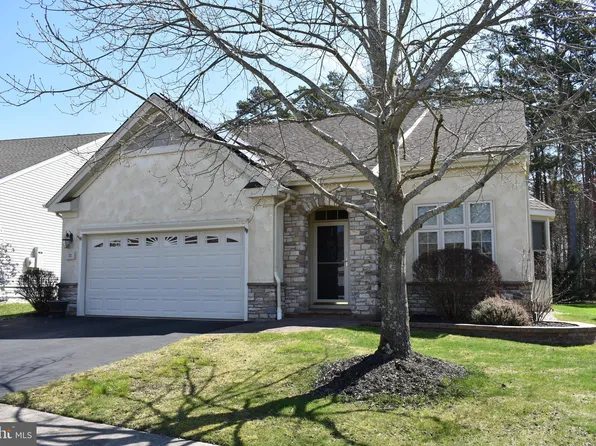 23 Vineyard Way, Barnegat, NJ 08005