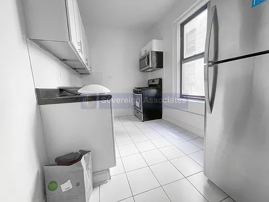 Rented by Sovereign Associates | media 6