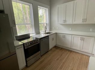 121 Main St APT 3, Andover, MA 01810