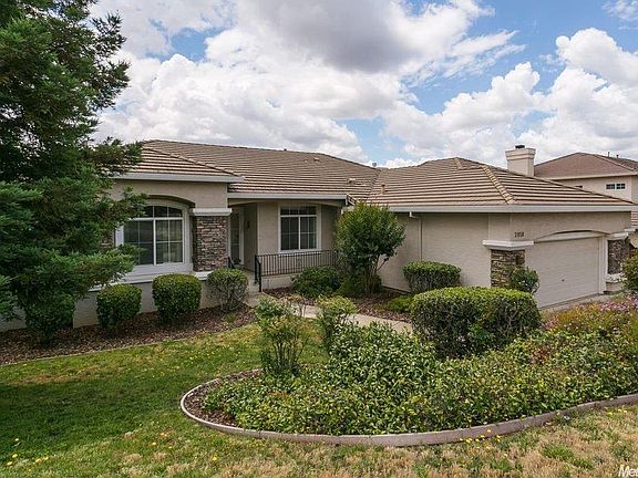3rd image of 2010 Wildridge Dr