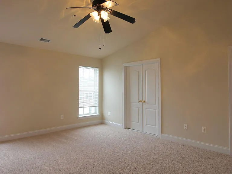 23802 Catawba Hill Dr #B — Photo 41