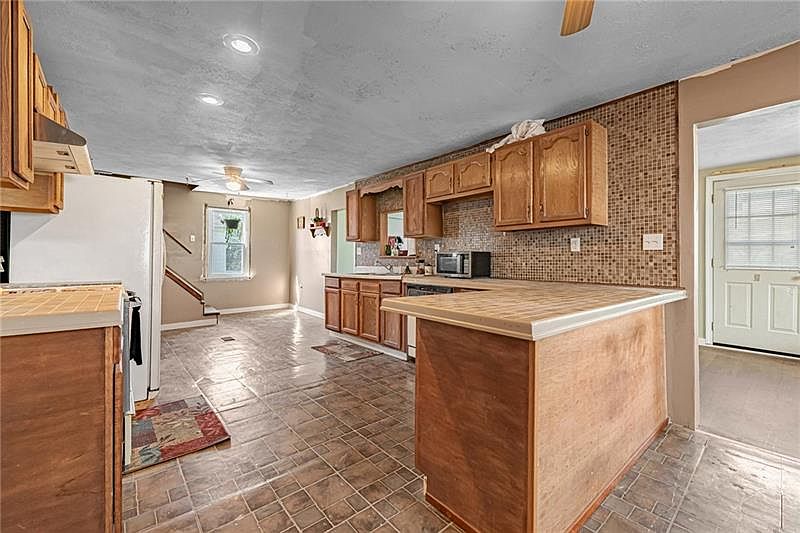 259 High St, Mount Pleasant, PA 15666 Zillow