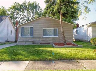 7592 Orchard Ave, Warren, MI 48091