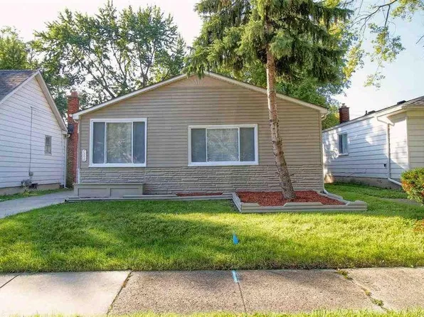 7592 Orchard Ave, Warren, MI 48091
