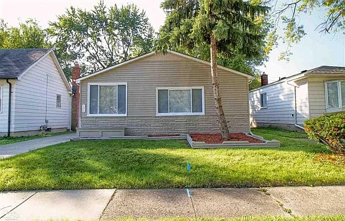 7592 Orchard Ave Photo 1