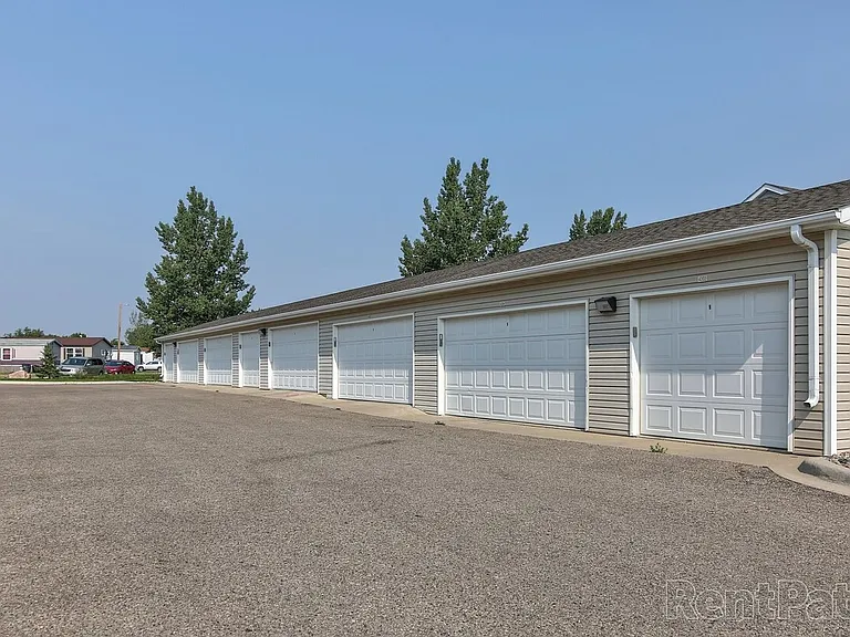 Southwood Apartments — Photo 17