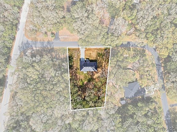 3rd image of 490 N Robin Hood Rd