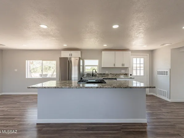 2100 S Calle Pomo, Tucson, AZ 85735