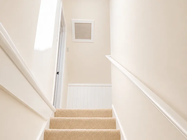 197 E Blithedale Ave — Photo 10