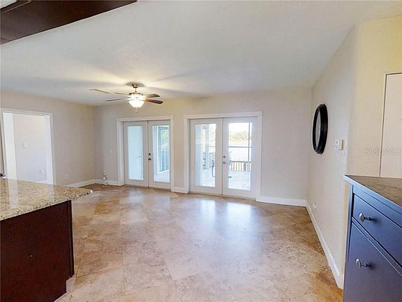 5th image of 359 Clermont Ave