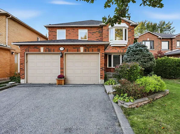 434 Lavas Rd, Newmarket, ON L3Y 8H4
