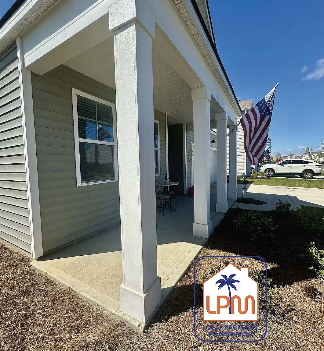 3 bed, 2.0 bath, 1618 sqft, $2,350 — Photo 2