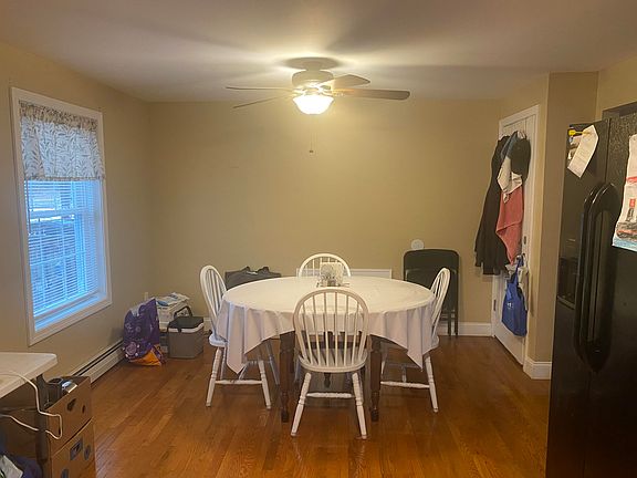 3rd image of 32 Wakefield Avenue