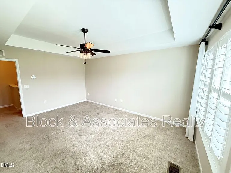 537 Austin View Blvd — Photo 24