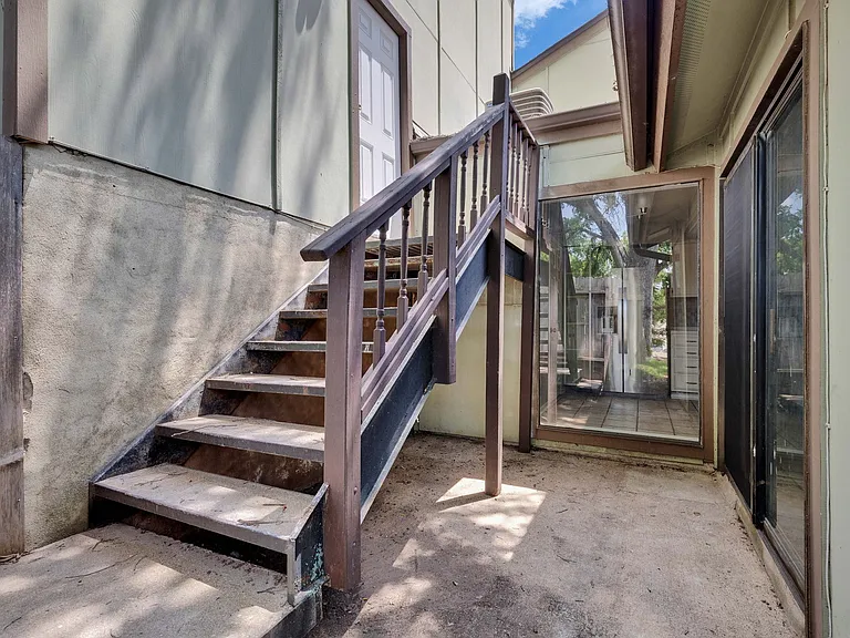 1714 Timber Ridge Dr — Photo 23