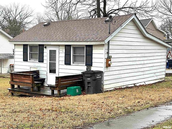 5th image of 404 S University Ave