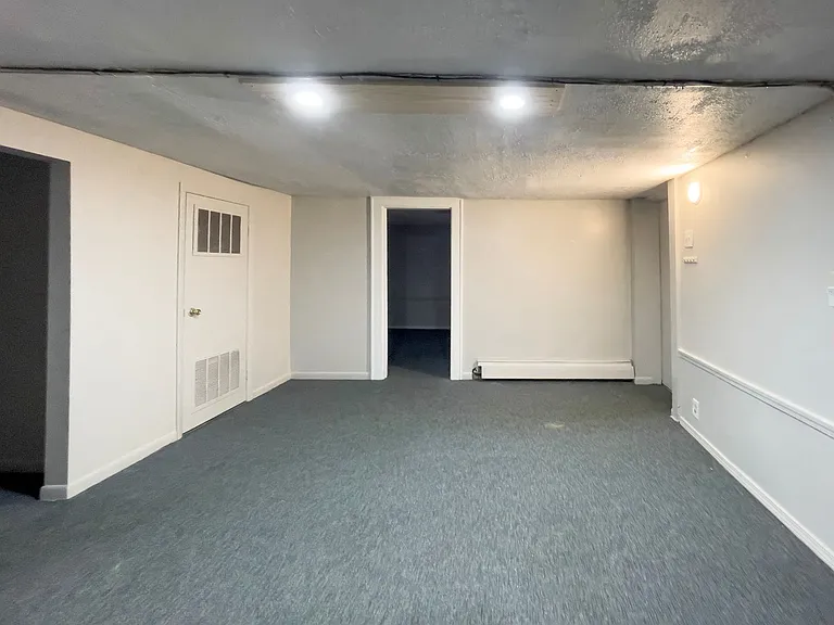 210 S Nichols Ave — Photo 26