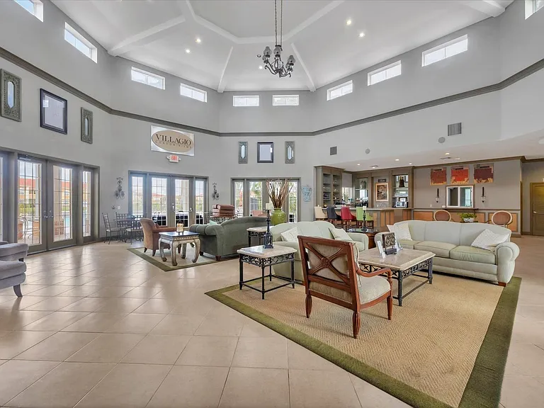 1015 Villagio Cir #202 — Photo 34