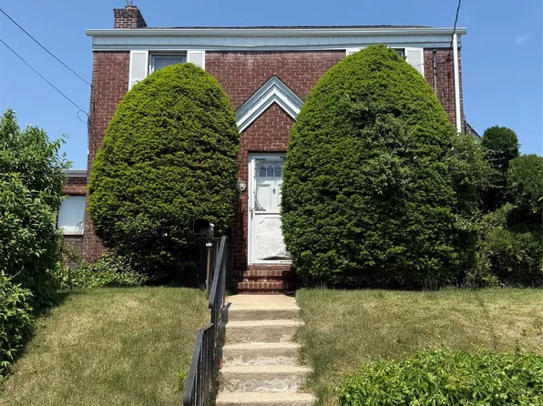 201 15 26th Avenue, Bayside, NY 11360