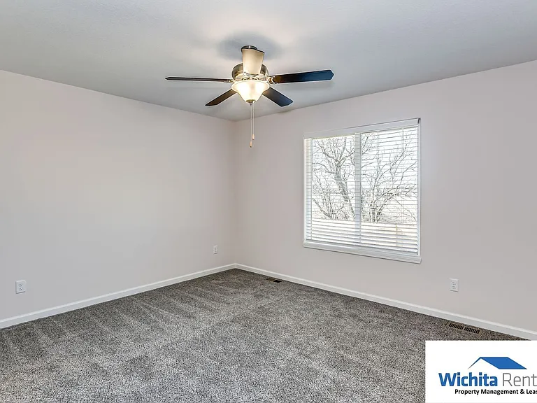 8721 E Chris Ct — Photo 10