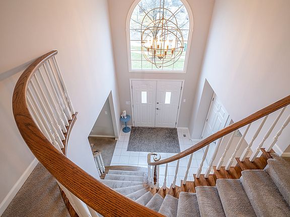 3rd image of 17178 W Tiger Tail Ct