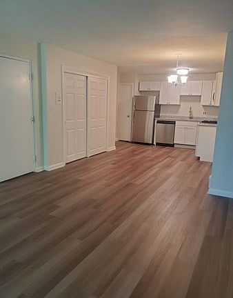 4th image of 50 Francis St APT 32