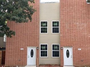 624 W Union Bower Rd, Irving, TX 75061