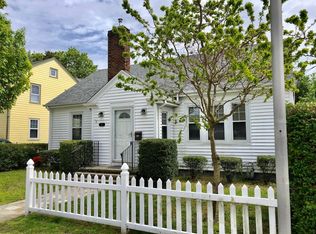 55 Bliss Rd, Newport, RI 02840