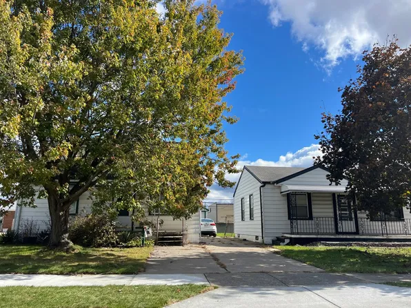 30224 Brush St, Madison Heights, MI 48071