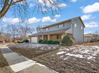 901 Valencia Dr, Shorewood, IL 60404