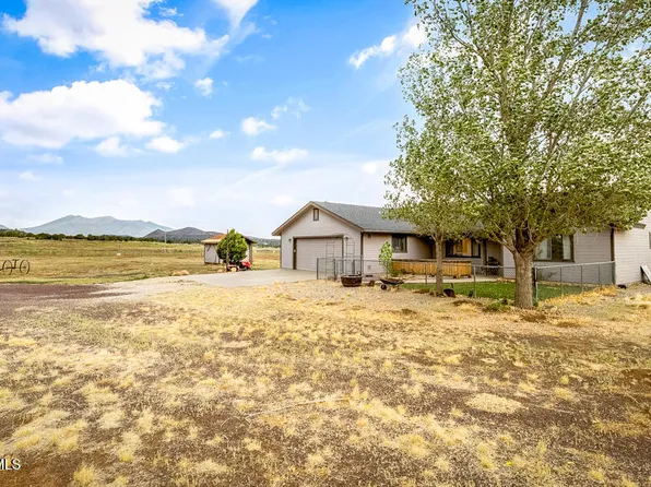 6162 Meadows Ln, Flagstaff, AZ 86004