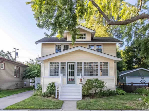 505 Chambers St, Royal Oak, MI 48067