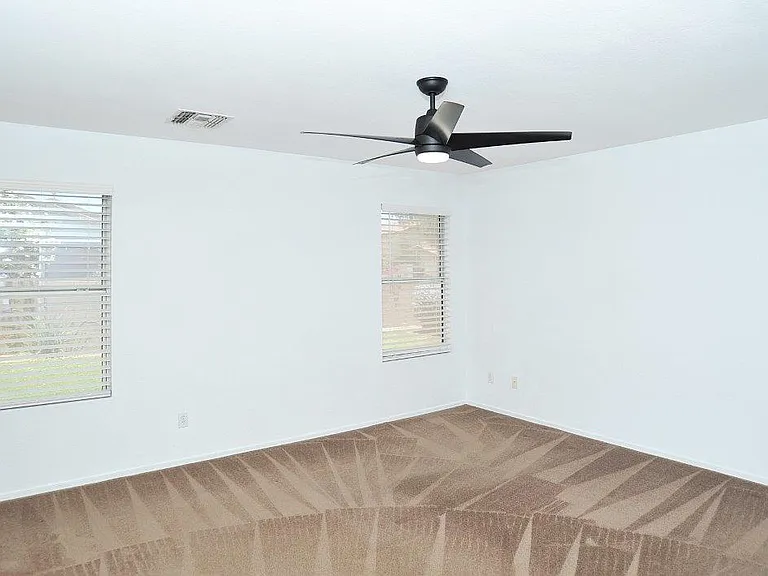 7740 W Oak Stream Rd — Photo 8