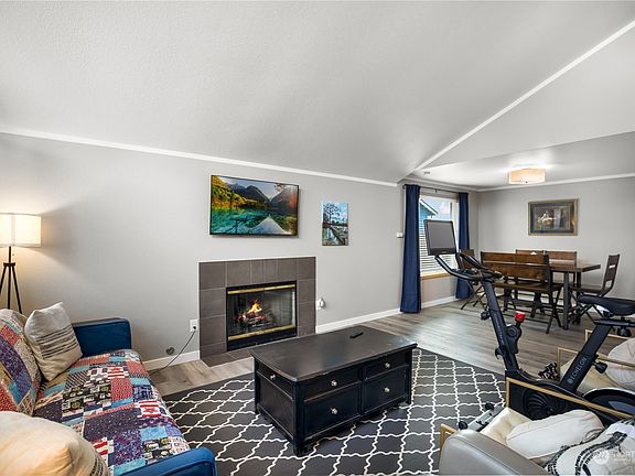 5th image of 5937 58th Avenue SE