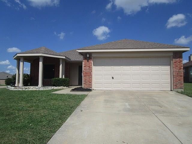 1st image of 712 Black Hills Dr