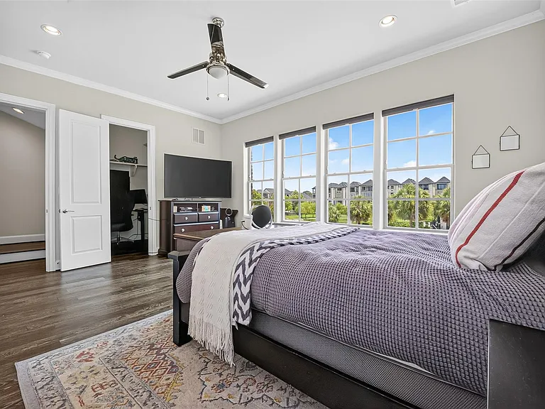 2703 Kinsley Oaks Dr — Photo 28