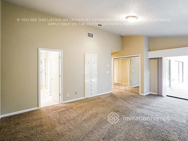 7045 Golf Pointe Cir — Photo 9