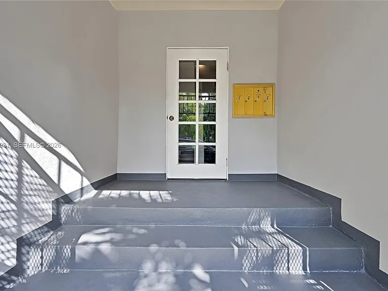 109 NW 6th Ave #8 — Photo 21