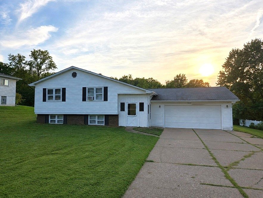 1st image of 5216 Yale Dr