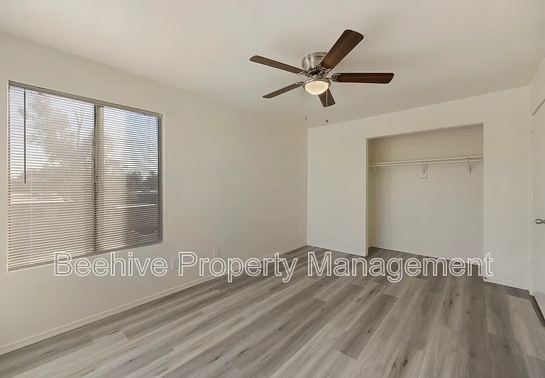 2732 E Culver St #1 — Photo 12