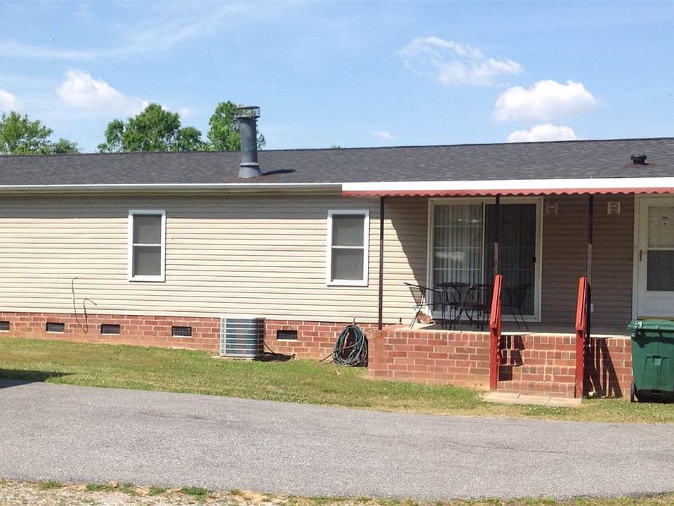 2nd image of 525 Estelle Rd