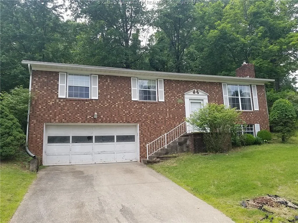 1216 Ellen Dr photo 1