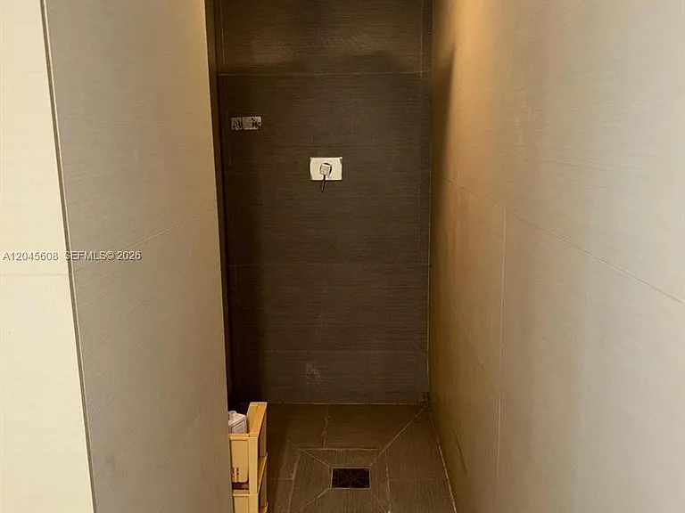 600 NE 36th St #22 — Photo 21
