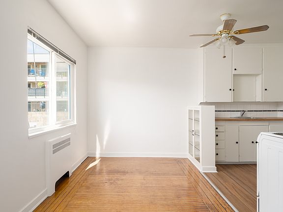 4th image of 735 Royal Ave #209
