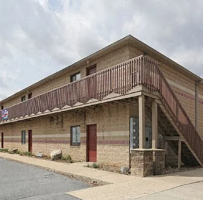 Flats of Shippensburg — Photo 4