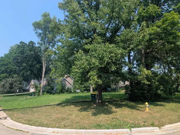 2610 Sumac Pl, Green Bay, WI 54313